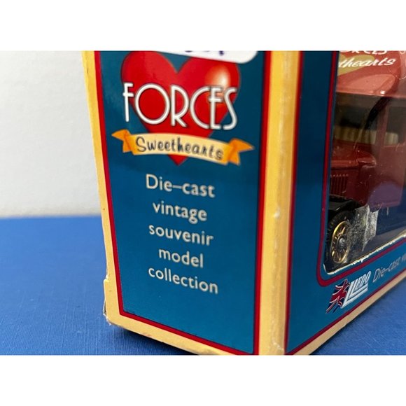 LLEDO - Diecast 1935 Morris Parcels van WWII Forces Sweethearts, Vera Lynn - Picture 5 of 8